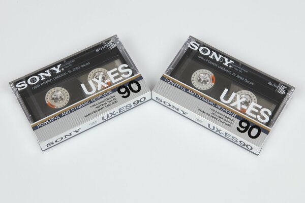 Zwei Sony-Audiokassetten. musik, Kassetten