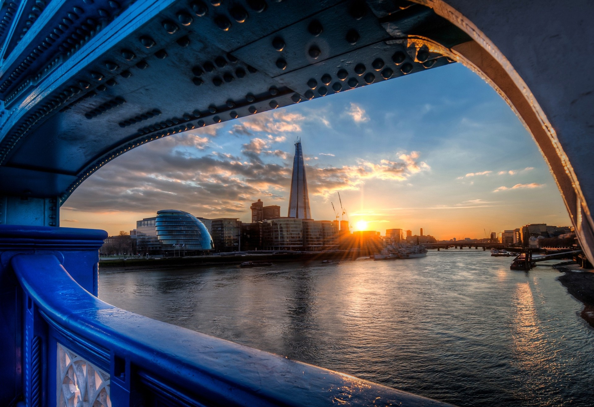 sonnenuntergang thames fluss england brücke london splitter rathaus