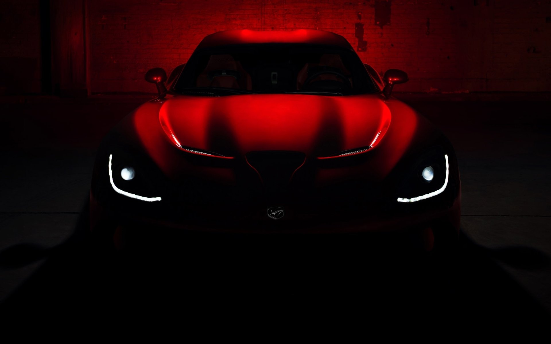 ausweichen hundert viper gts dodge viper supercar front rot scheinwerfer motorhaube dach dunkelheit halbdunkel