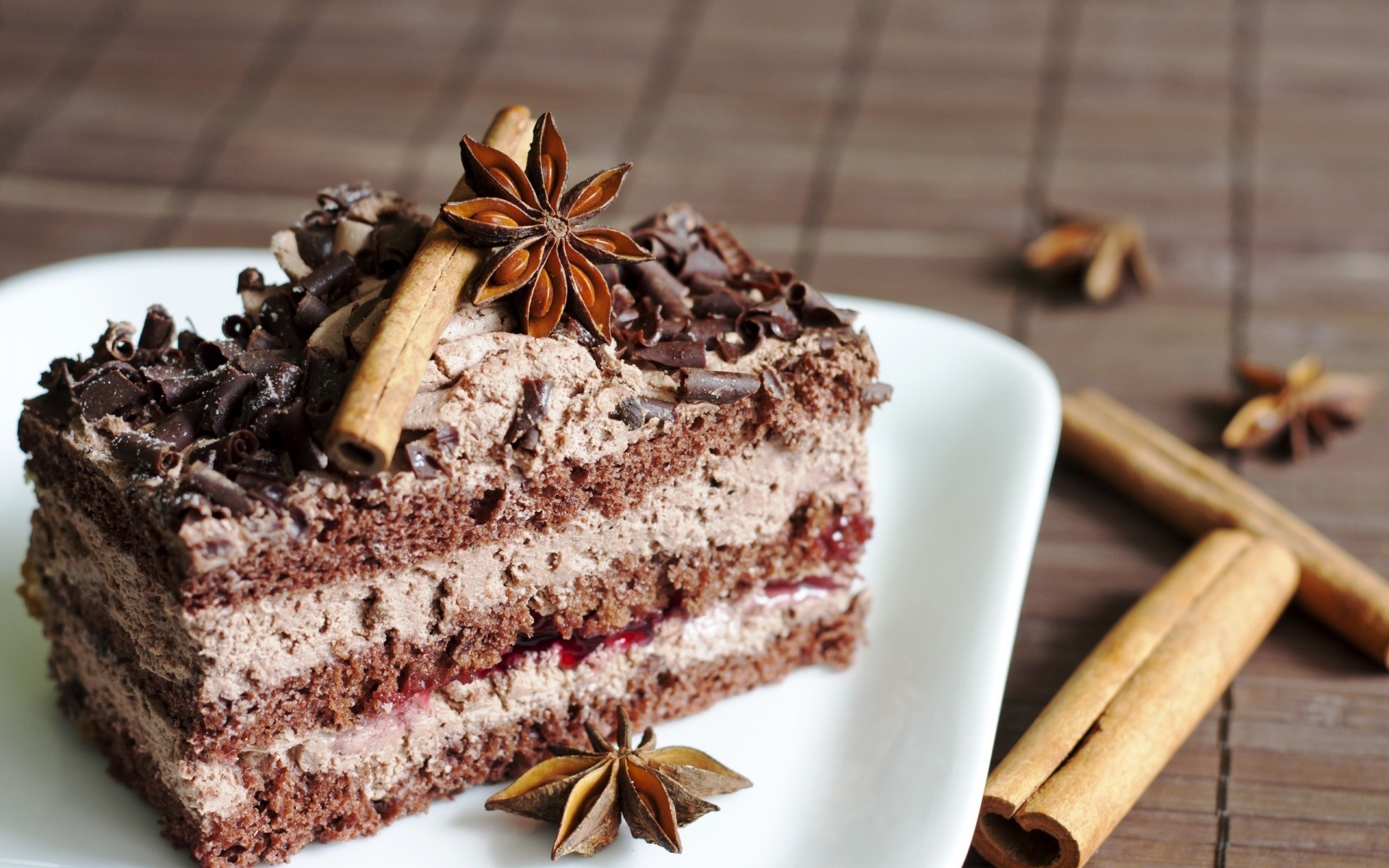 anis schokolade kuchen creme gewürze zimt