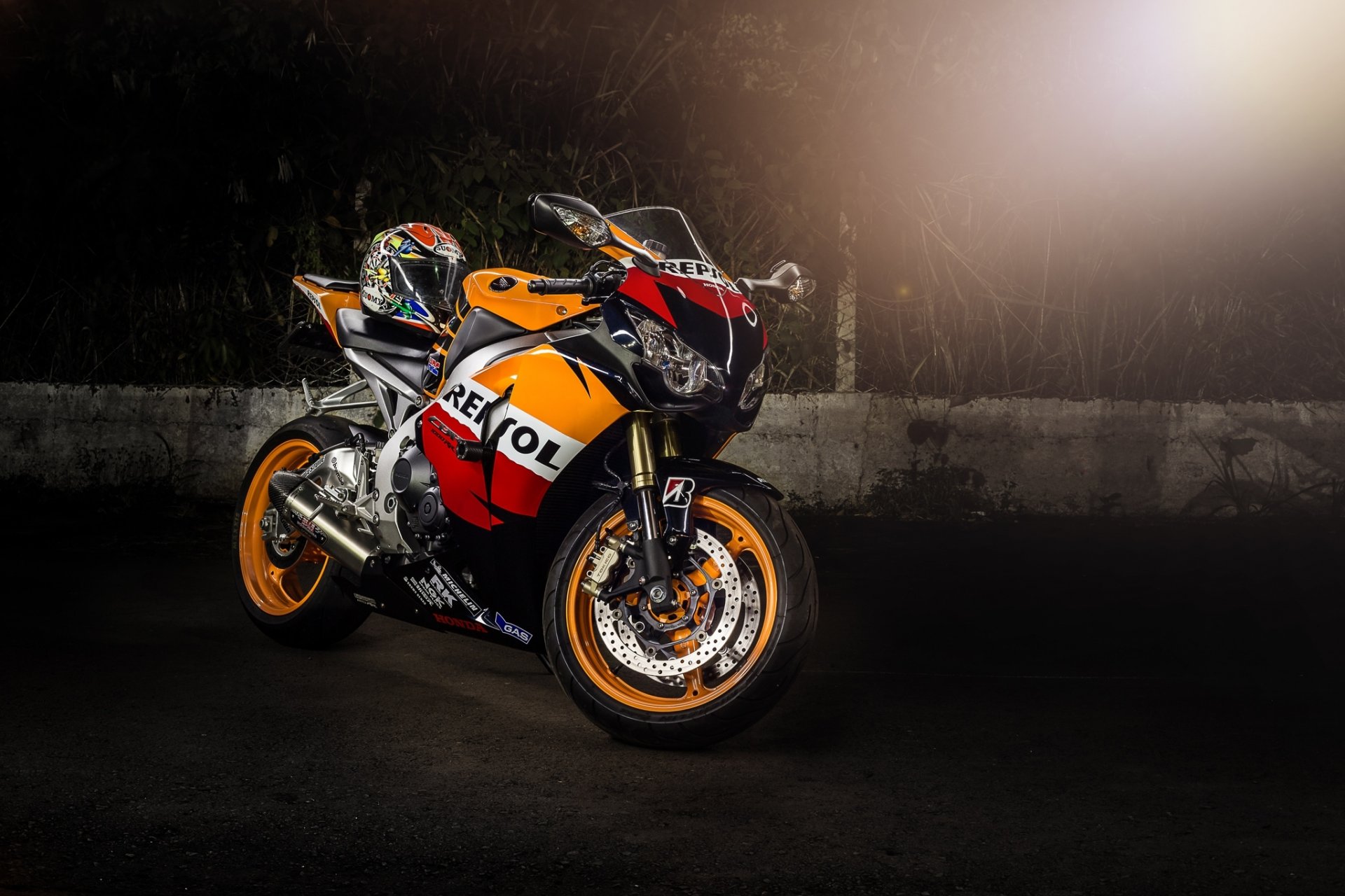honda cbr1000rr fahrrad supersport repsol motorrad honda helm blendung