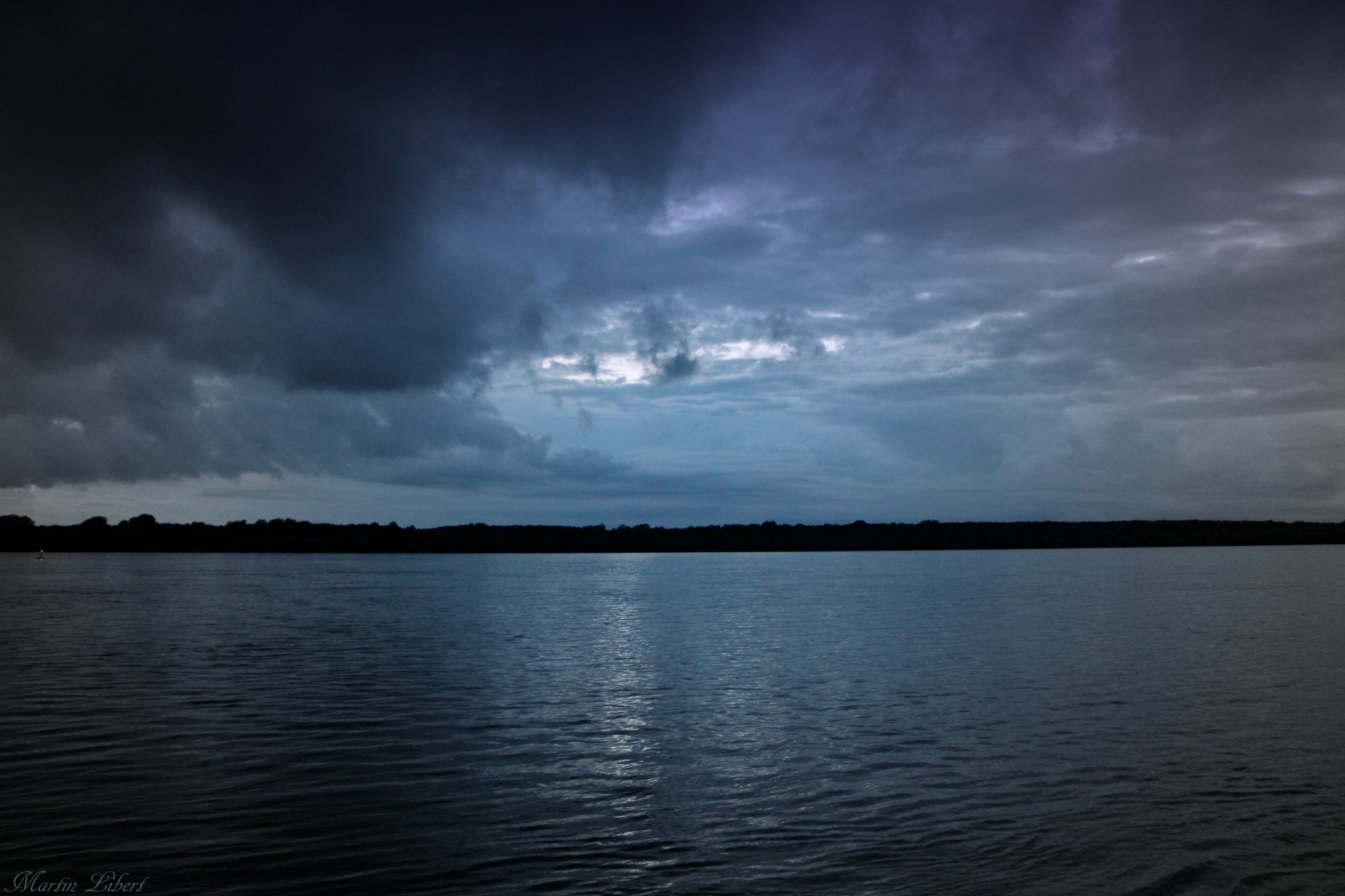 nacht fluss wasser mondlicht