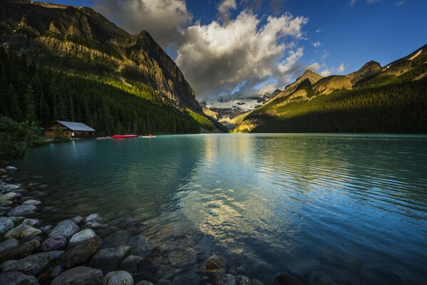Natur Kanadas See und Berge