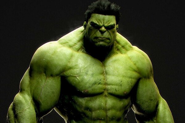 Grüner unattraktiver Hulk packt aus