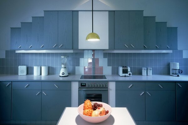 Modernes Küchendesign in blauer Farbe