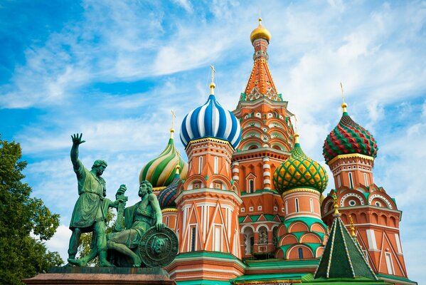 Russland. Das Bild der Basilius-Kathedrale in Moskau. Der Kreml