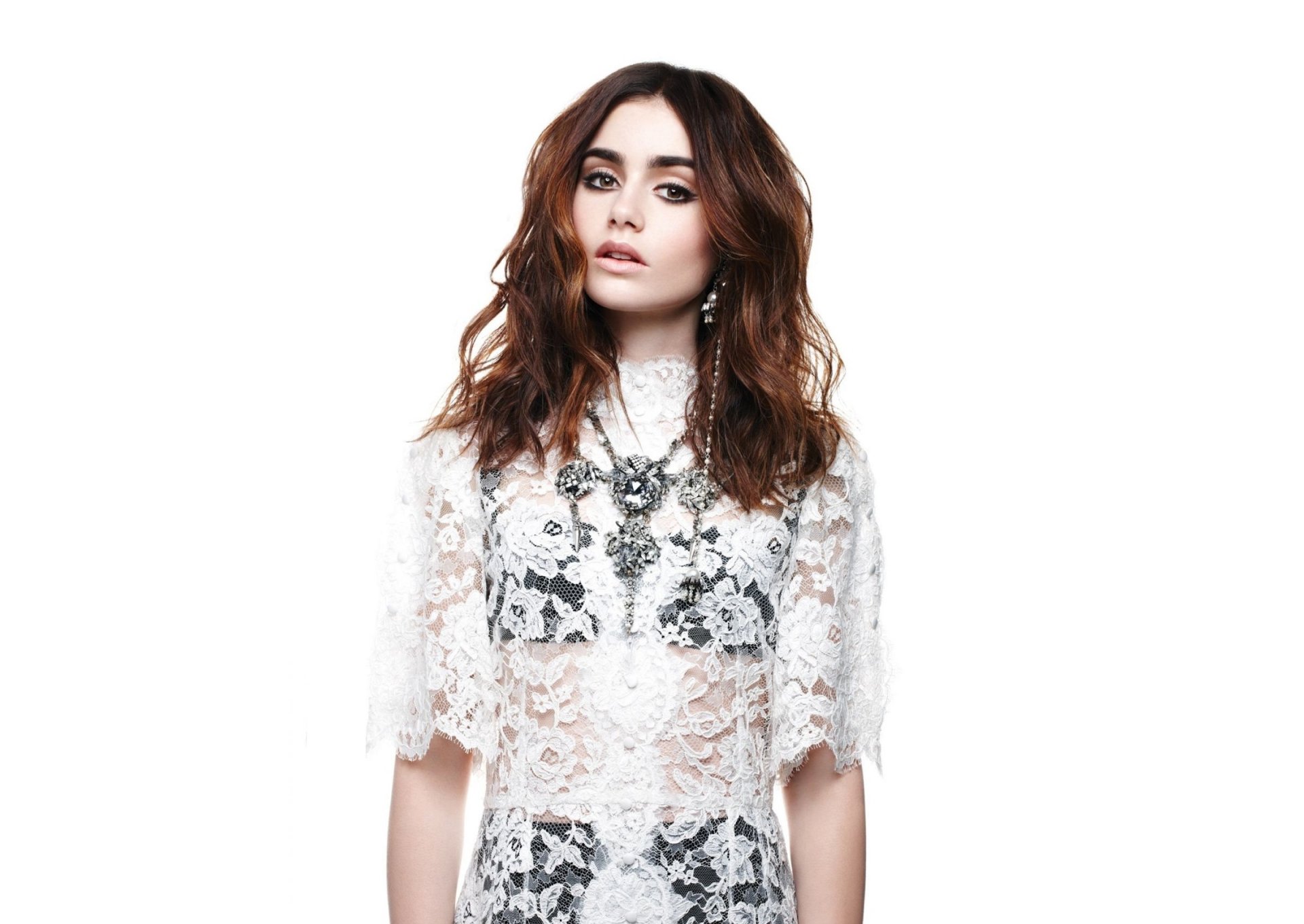 lily collins schauspielerin weißer hintergrund brünette mädchen
