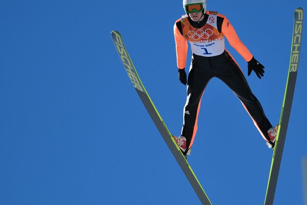 Eugene Klimov auf Skiern in Sotschi 2014