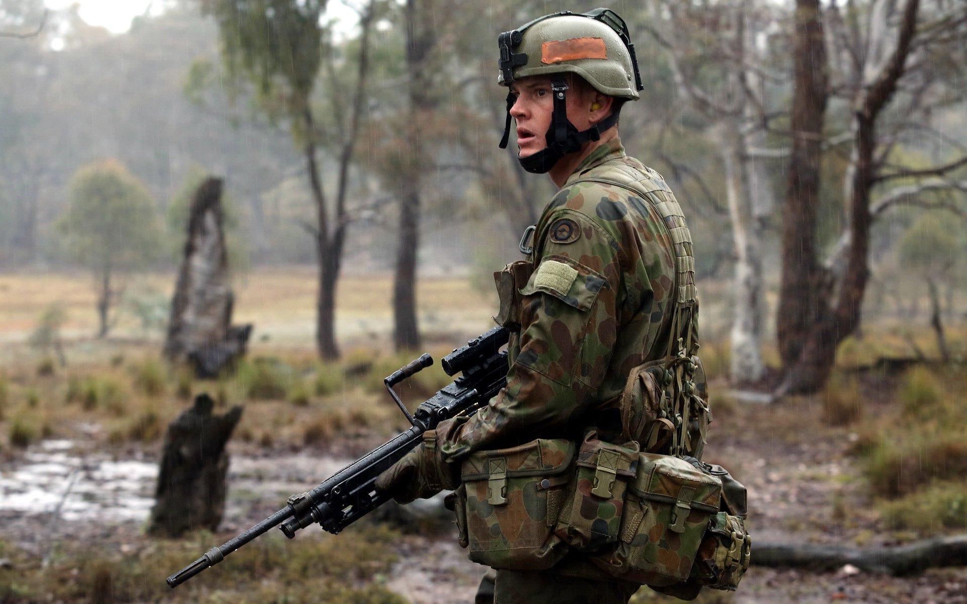 soldat waffe armee