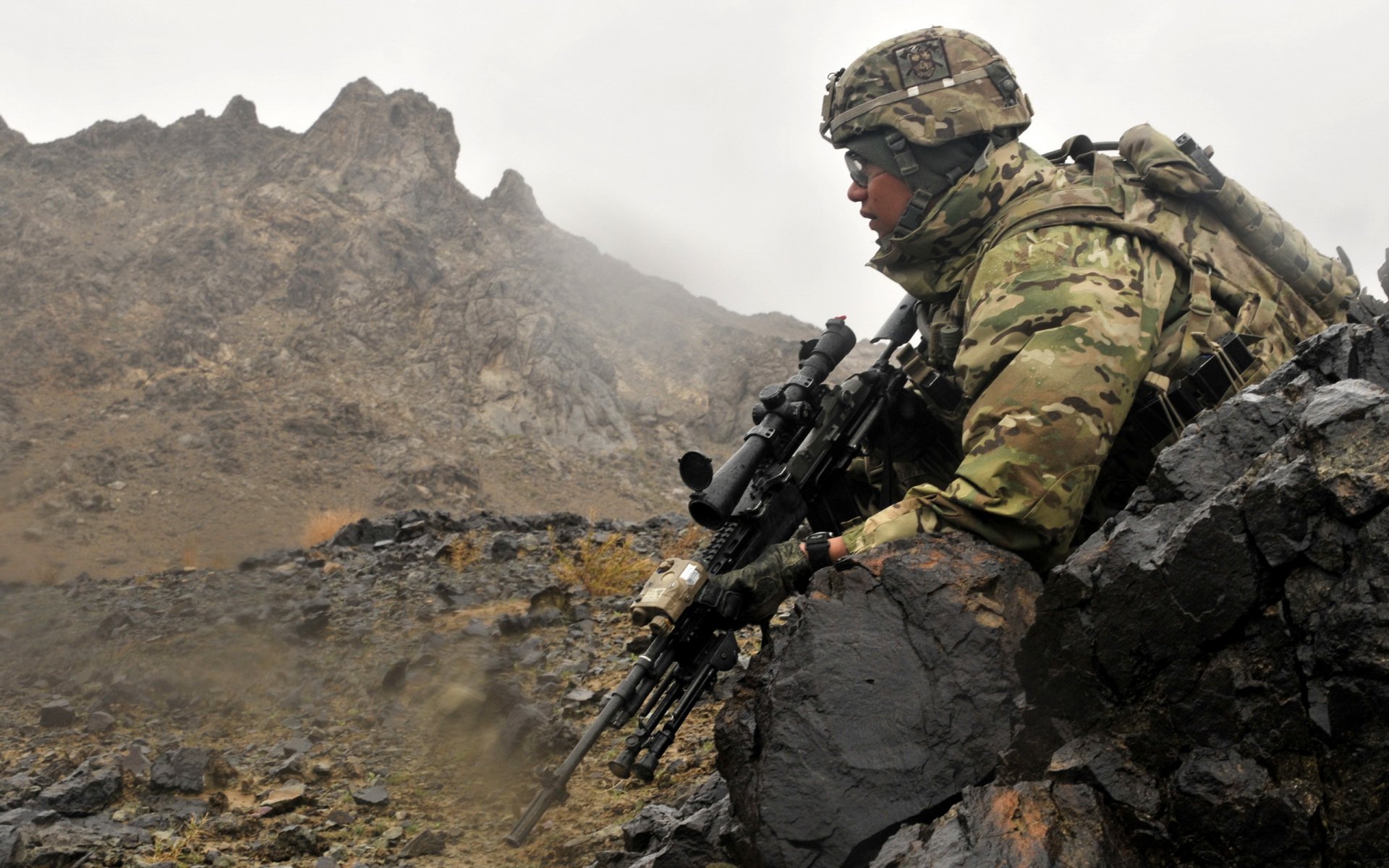 soldat waffe armee