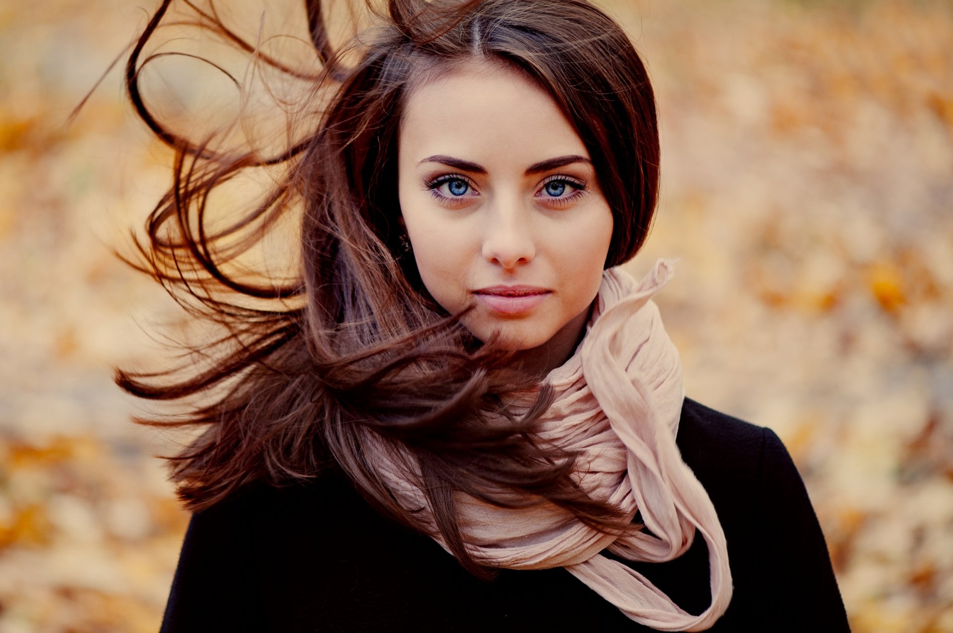 nadia porträt blick schal natürliches licht