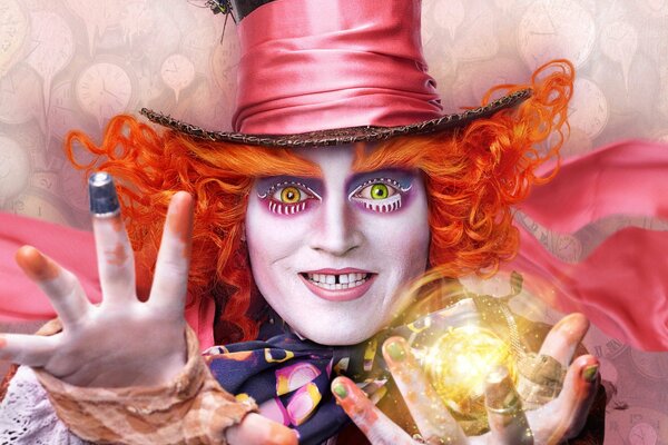 Fio 2016 Alice im Spiegel ist ein verrückter Hutmacher