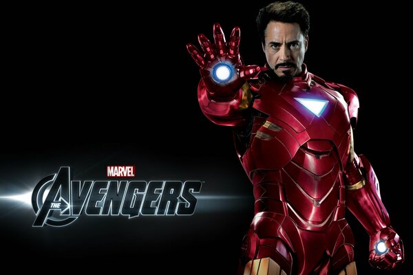 Iron Man der Avengers im Anzug