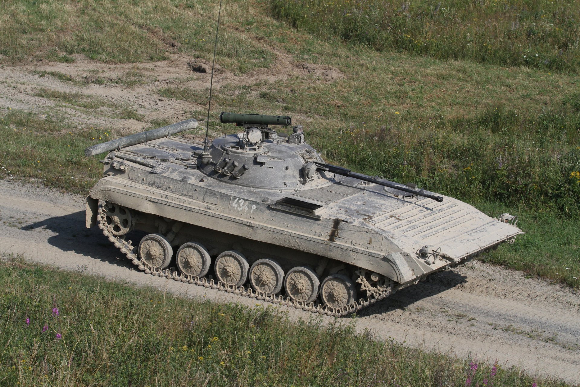 bmp-2 kampf maschine infanterie