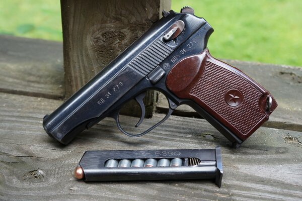 Das Geschäft mit Patronen für die Makarov-Pistole