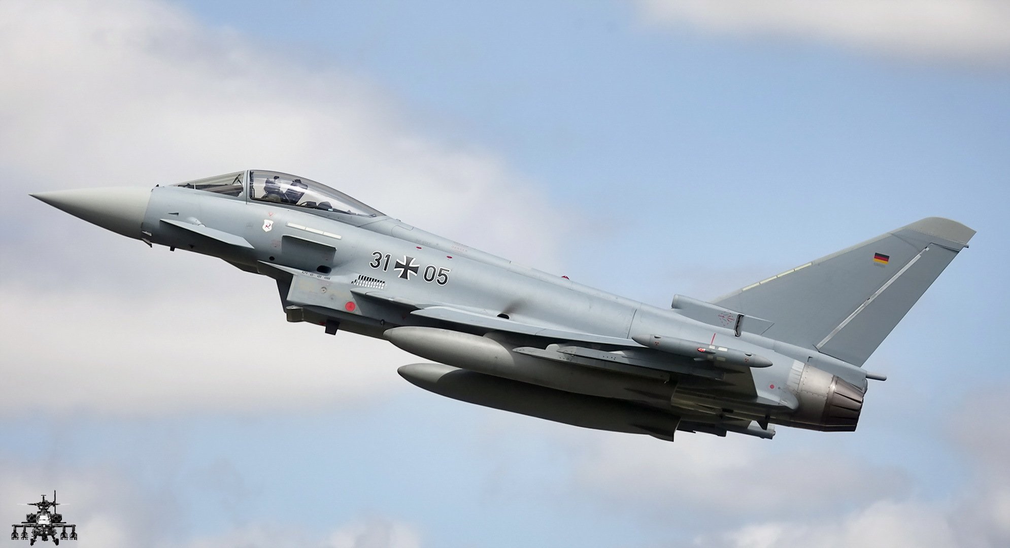 eurofighter ef-2000 typhoon s flugzeug waffe himmel