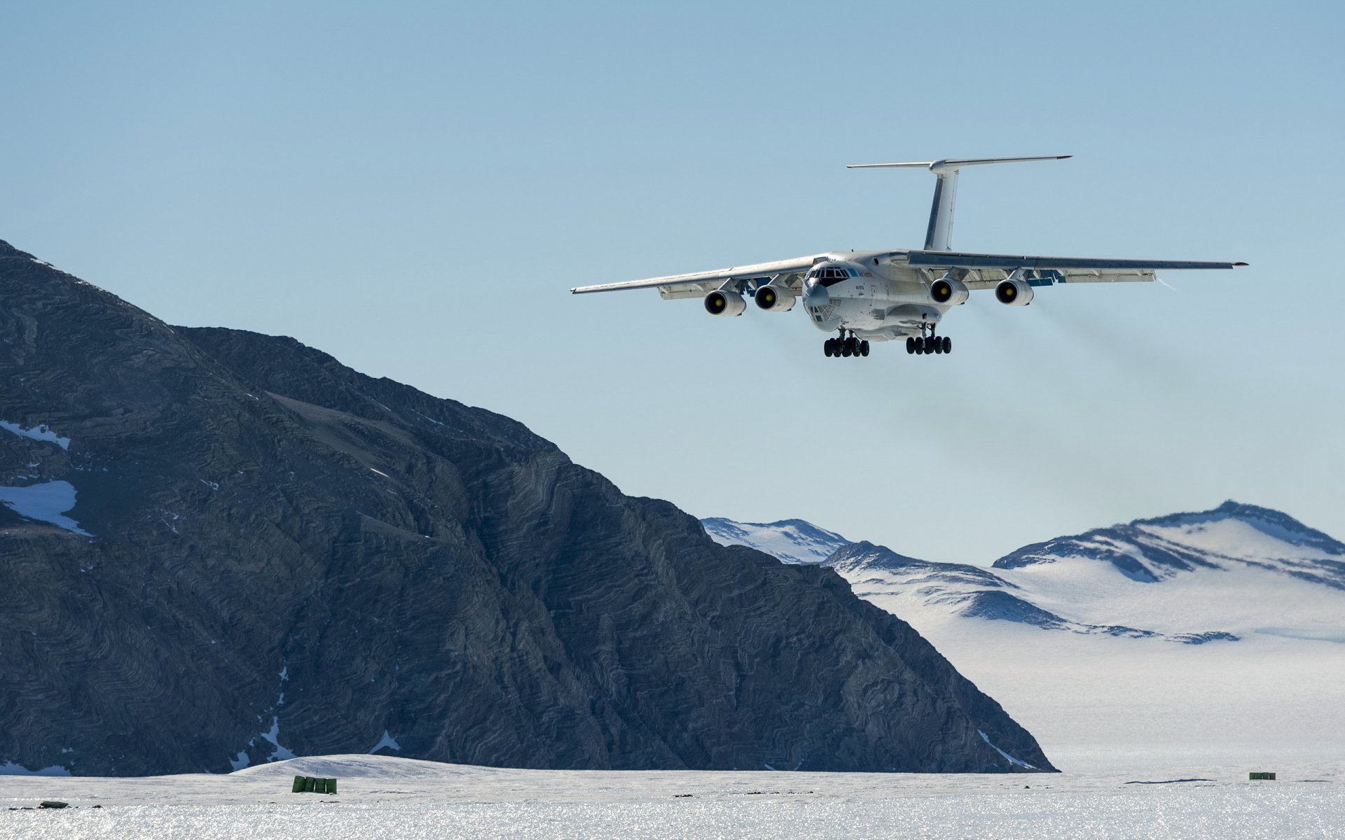 flugzeug berge luftfahrt