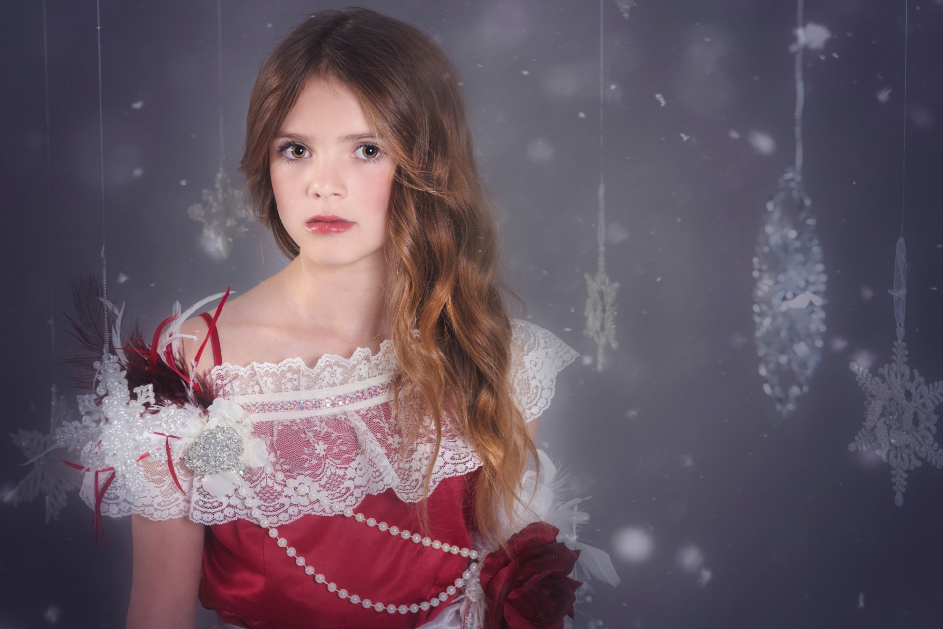 twilight kristall mädchen schneeflocken kleid