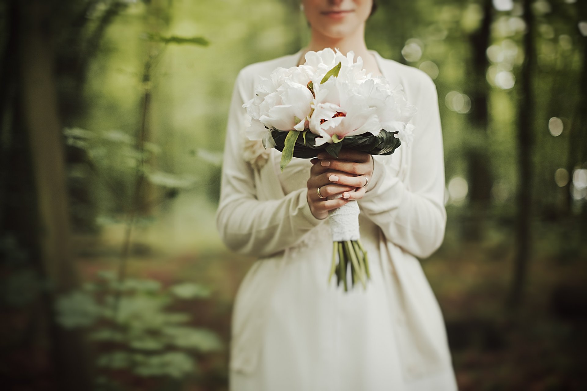 blumen hochzeit blumenstrauß pfingstrosen weiß