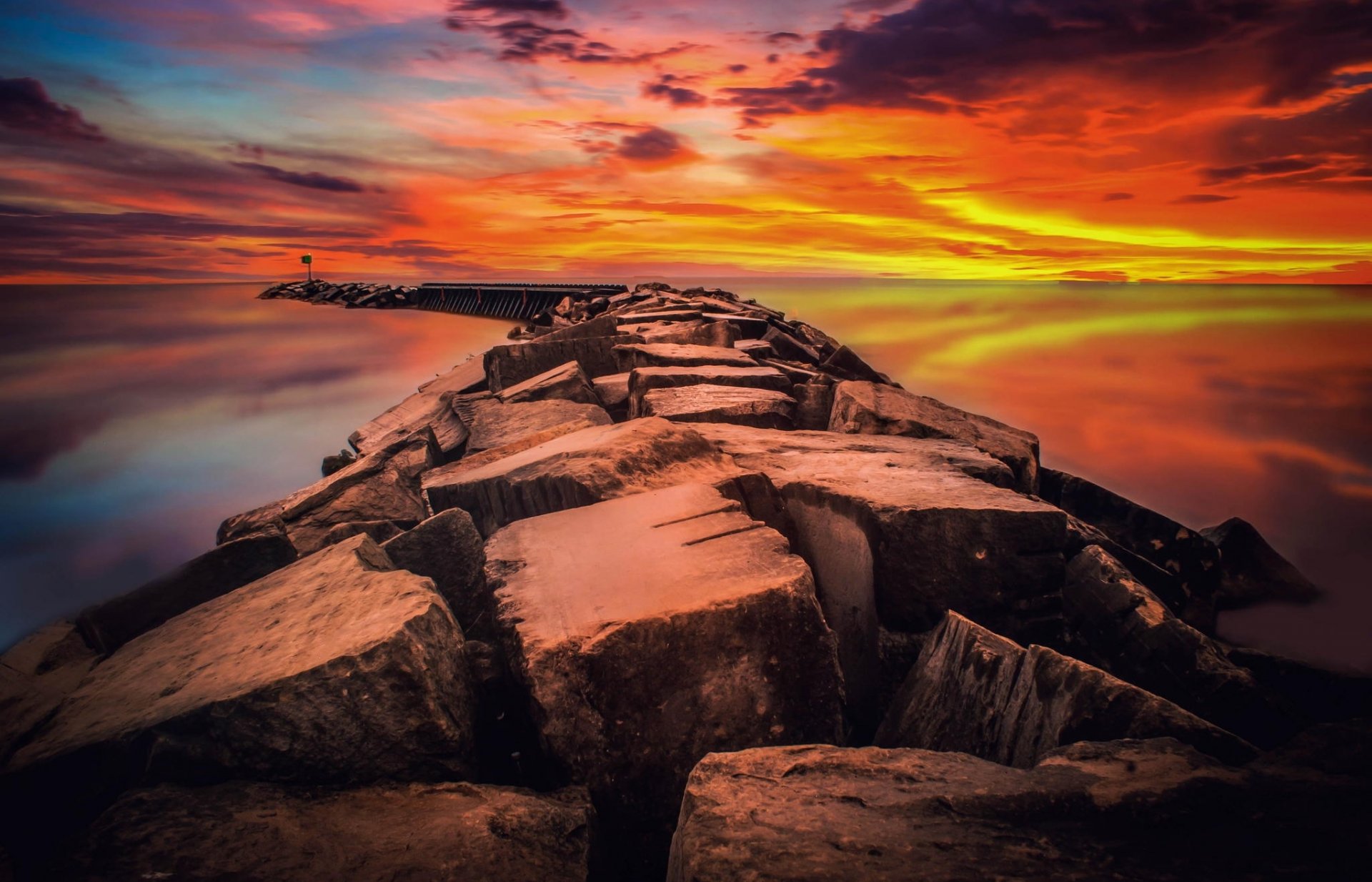 steine wellenbrecher pier meer dämmerung landschaft himmel horizont